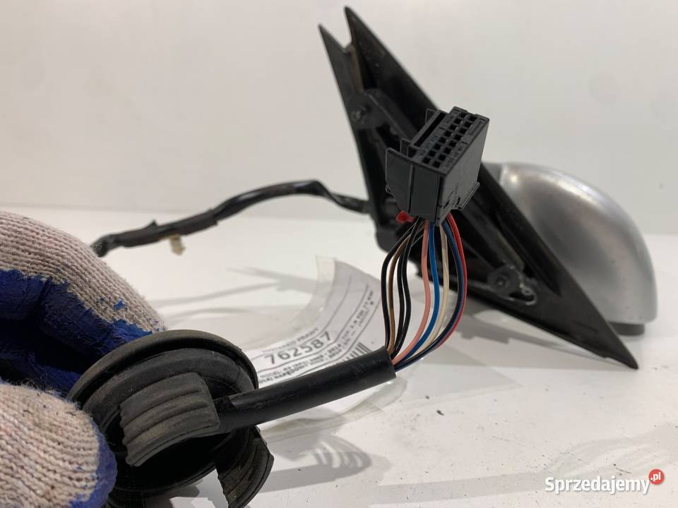 LUSTERKO PRAWY AUDI A3 8P Hatchback 0313 SREBRNY