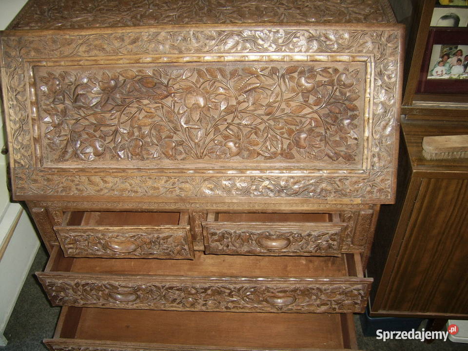 Sekretarzyk indyjski ręcznie rzeźbiony unikat