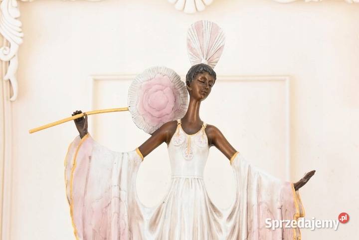 Zmysłowa Kobieta z Wachlarzem Dama w Różowej Kraków