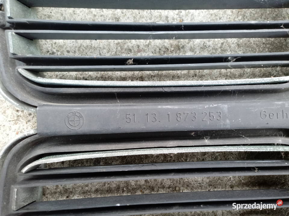 BMW E28 51131873253 nerka atrapa Części samochodowe Rzeszów
