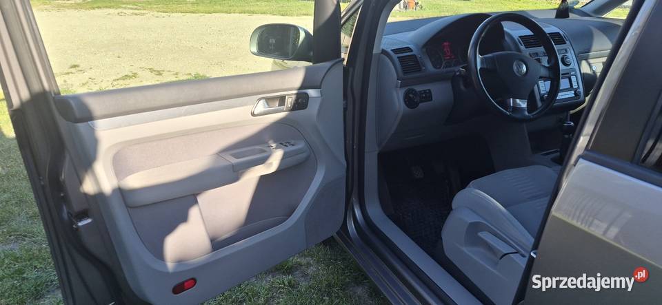 Volkswagen Touran zadbany Touran Touran wielkopolskie sprzedam