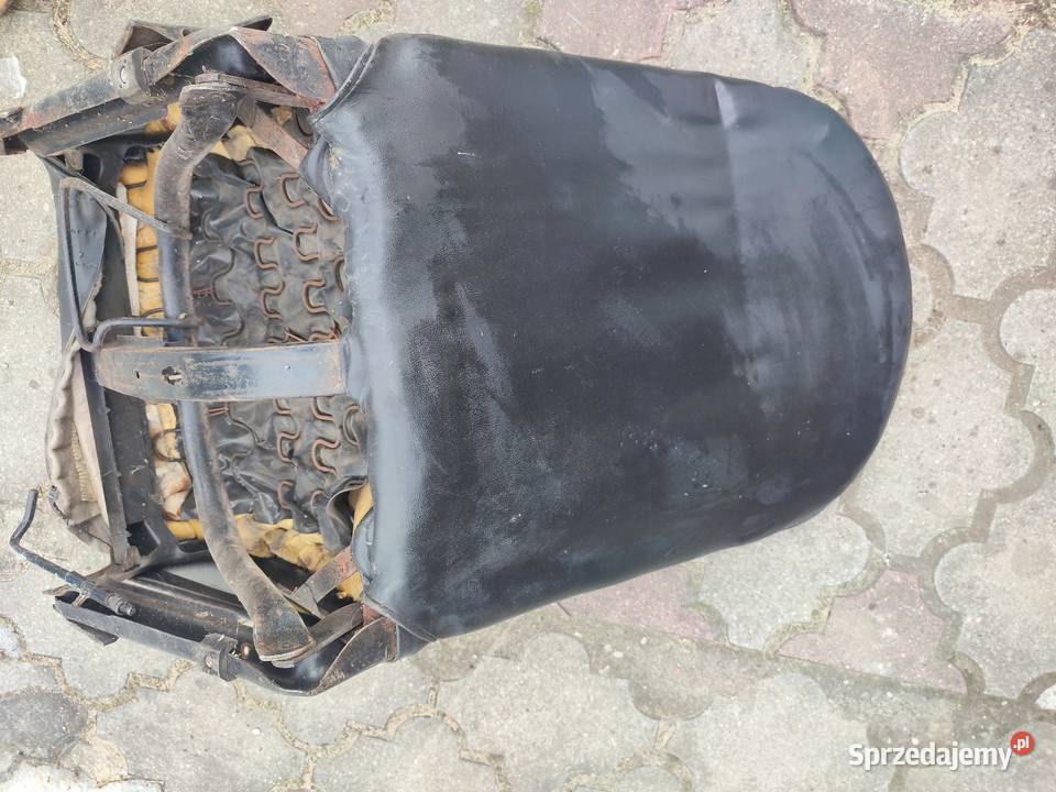 Fotel fiat 126p Maluch czarny skóra Wyposażenie wnętrza Drezdenko