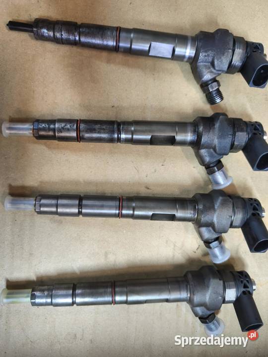 Wtryskiwacze AUDI Q5 2010