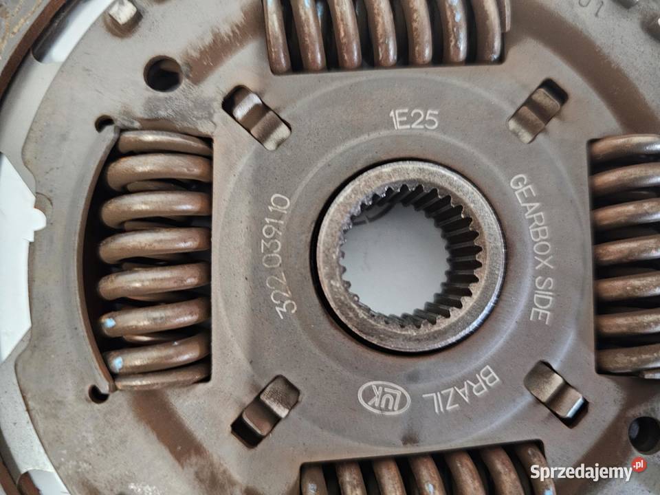 VW CADDY GOLF 20 SDI BST 70 sprzęgło tarcza osobowe Sprzęgła i elementy Części samochodowe świętokrzyskie