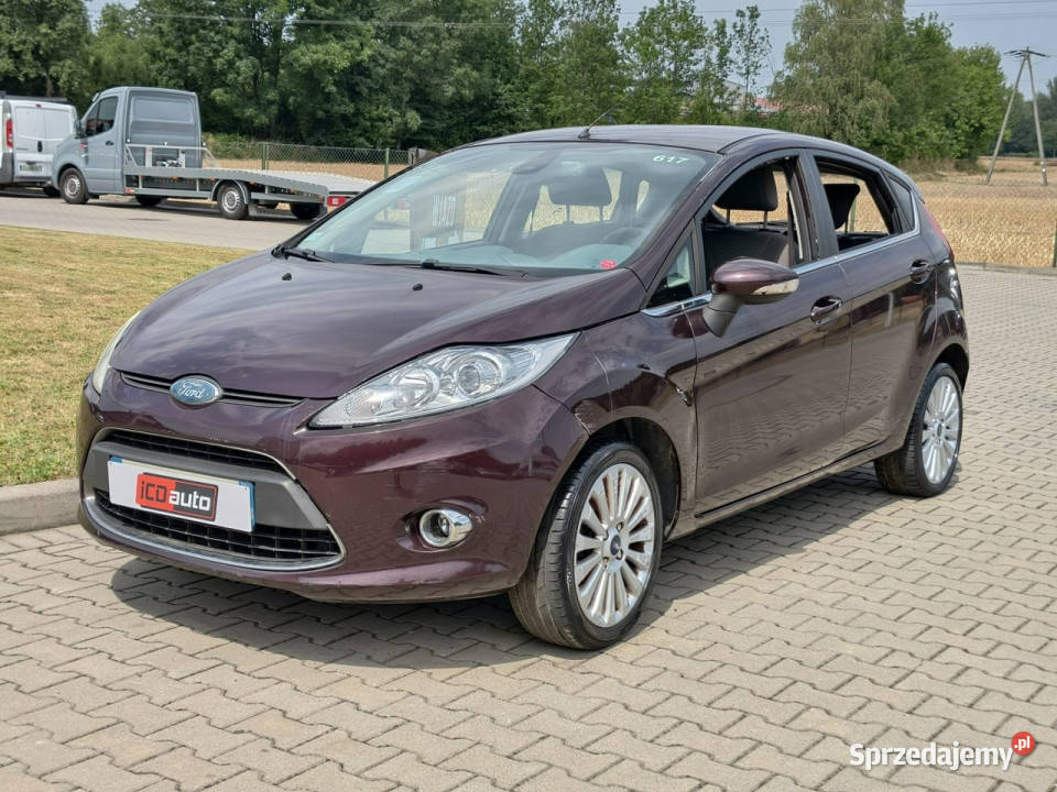 Ford Fiesta 14tdci 70 ładny kolor klimatyzacja Kęty