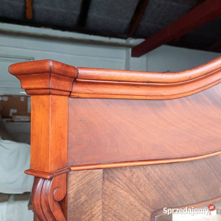 Unikatowa Biblioteka Witryna Ludwikowska z