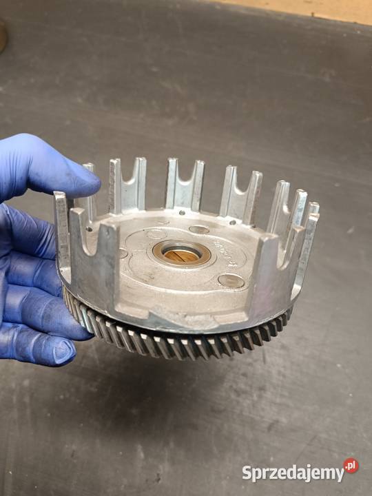 Kosz sprzęgłowy zewnętrzny sprzęgło silnik Gołaczewy