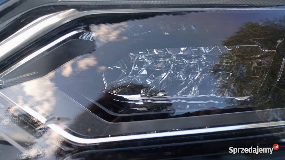 LAMPA LEWY PRZÓD REFLEKTOR EU LED 10019011 osobowe Nowy Tomyśl