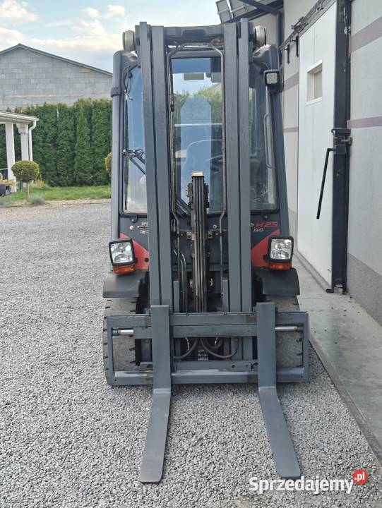 Wózek widłowy Linde H25T02 Evo Triplex 49m 2016r Sandomierz sprzedam