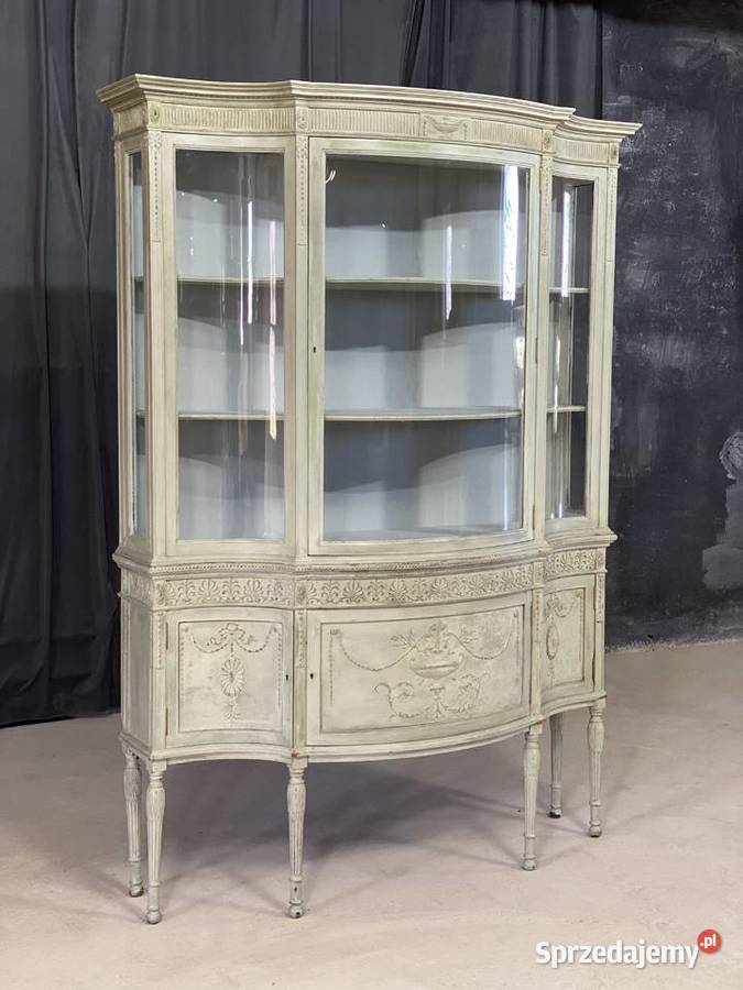 Witryna ludwikowska półokrągłe szyby pastelowa Budno