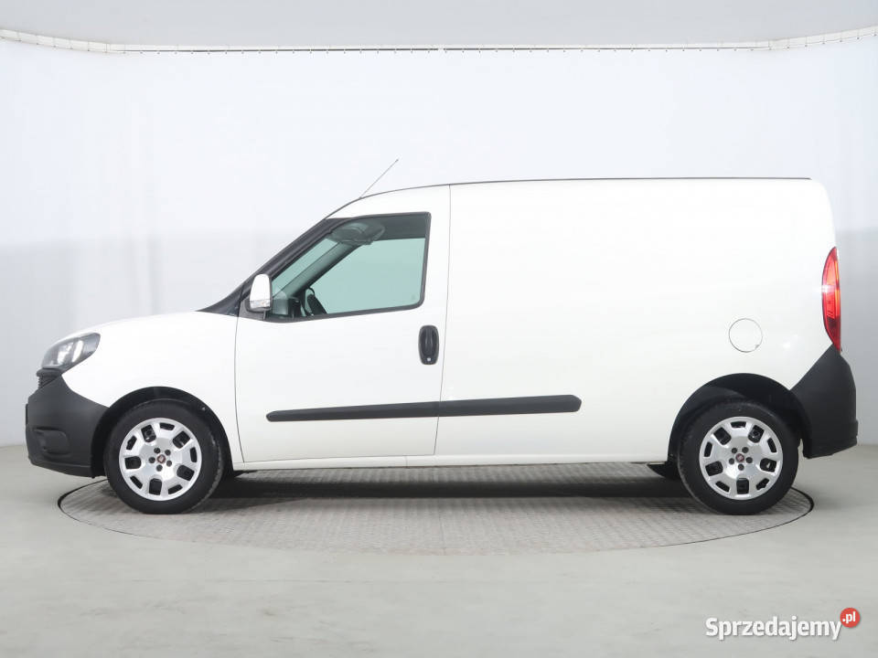 Fiat Doblo 16 MultiJet nieuszkodzony Piaseczno
