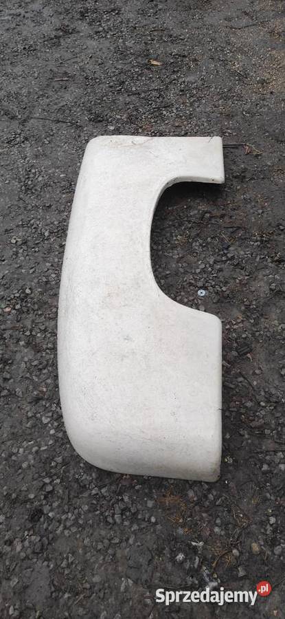 Błotnik Syrena zabytek PRL osobowe