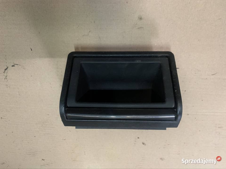 8225986 Popielniczka schowek tyl tylny bmw 3 e46 Szczecin