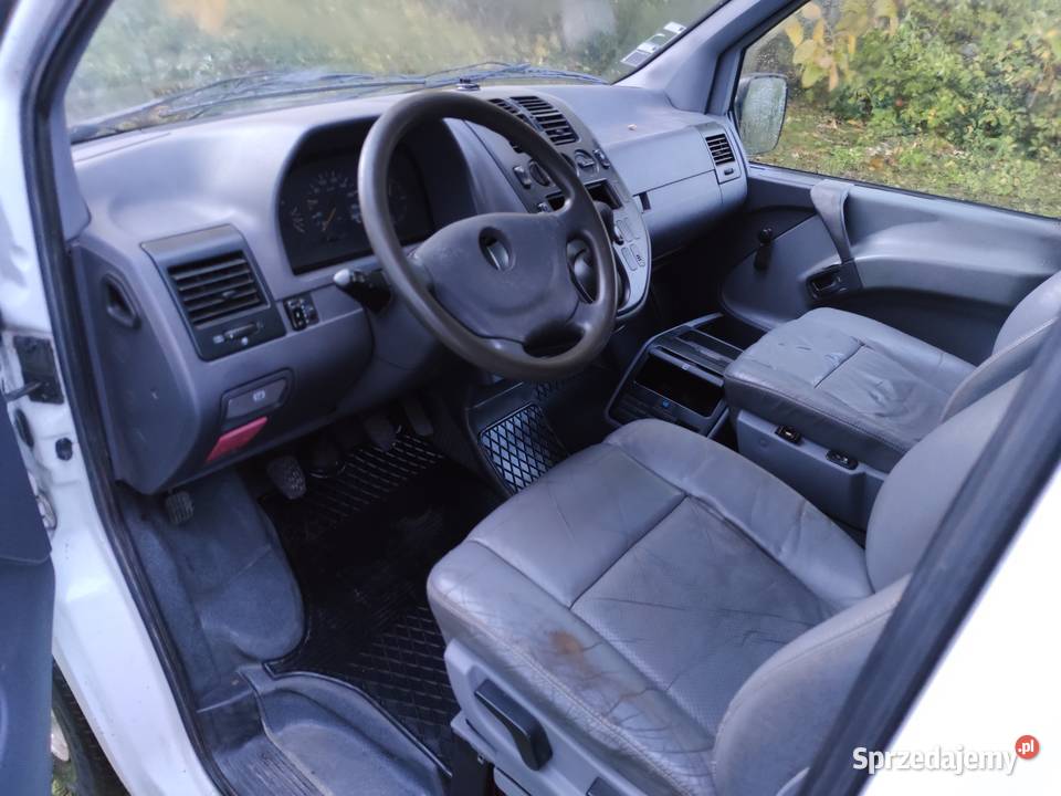 Mercedes Vito 23 TD z Portugalii stan blacharski Zamość