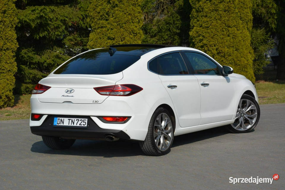 Hyundai i30 Fastback Premium Navi Kamera immobilizer mazowieckie Ostrów Mazowiecka