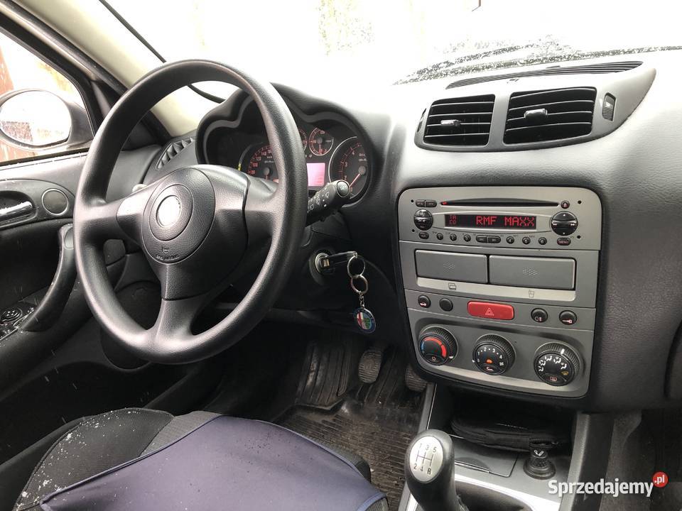 Sprzedam Alfę Romeo 147 16 benzyna