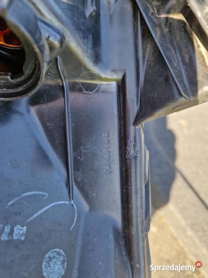 Toyota Aygo II reflektor halogen LED ORG LED Mielec
