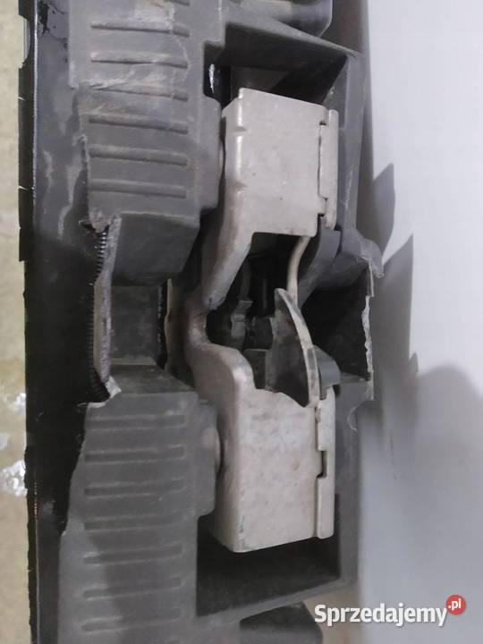 PAS PRZEDNI CHŁODNICE 20 TSI 300 Cupra Ateca I