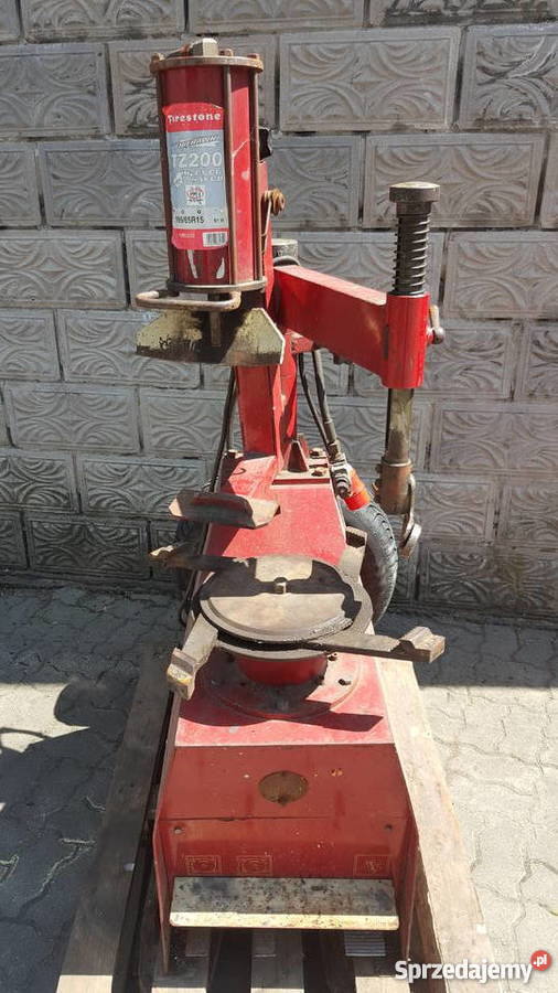 Maszyna do zmiany opon montażownica