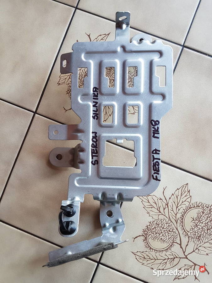 FORD FIESTA MK8 MOCOWANIE KOMPUTERA UCHWYT Turek