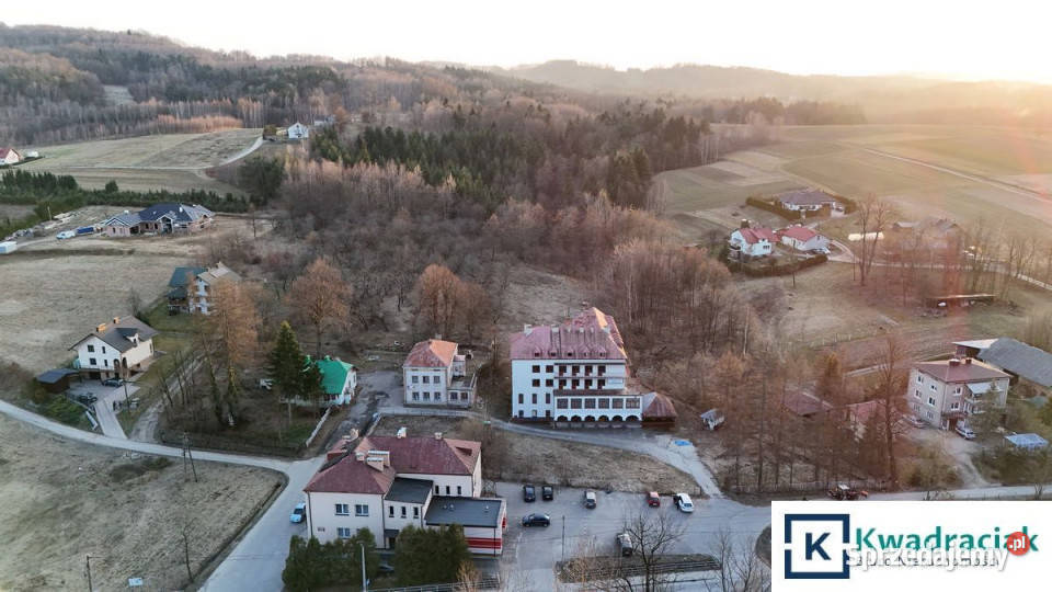 Sprzedam lokal Gwoźnica Górna 1000m2 podkarpackie sprzedam