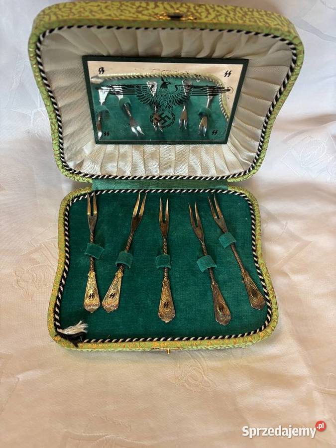 Widelczyki deserowe z kantyn oficerskich SS Kraków