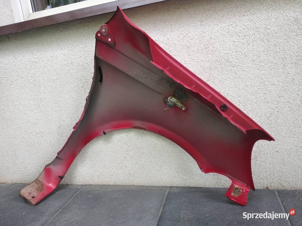 Toyota Yaris I 1 błotnik przednie lewy kierowcy Sieradz
