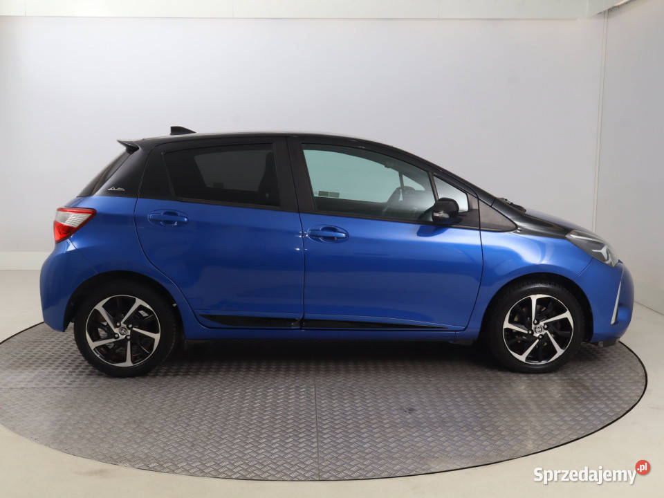 Toyota Yaris 15 Dual VVTi centralny zamek dolnośląskie Bielany Wrocławskie