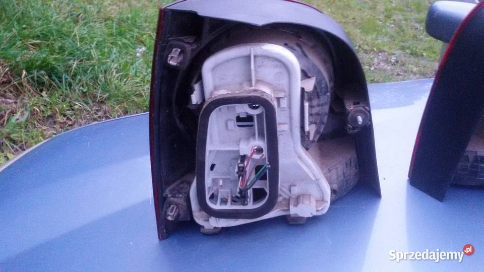 LAMPY TYLNE VW POLO N9