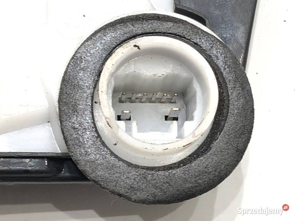 ZAMEK DRZWI LEWY PRZÓD TOYOTA YARIS III podkarpackie