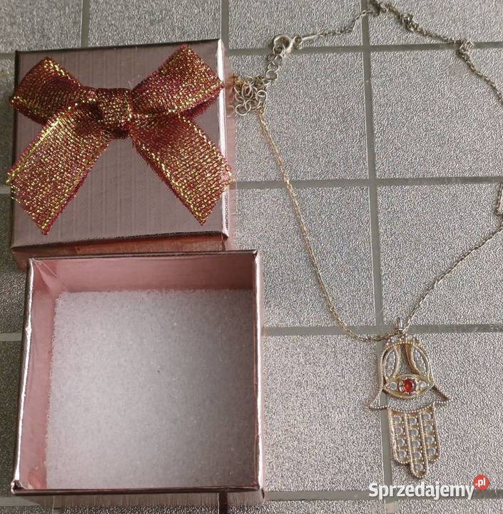 Przepiękny Pozłacany naszyjnik z zawieszką Ręka Kowary sprzedam