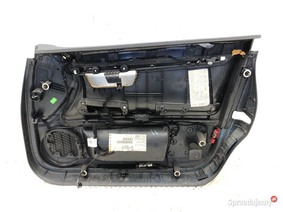 BOCZEK DRZWI LEWY PRZÓD AUDI A4 B7 Kombi 0408 sprzedam