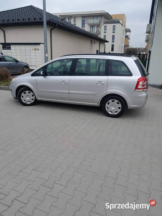 Opel Zafira 18 benzyna