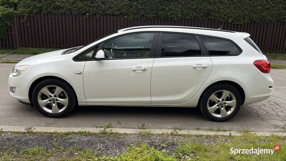 Opel Astra 17 cdti 2012r przyciemniane szyby Łódź