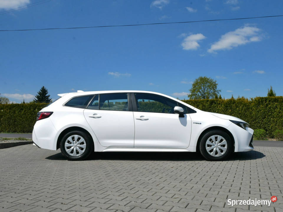 Toyota Corolla 18 Hybrid 122 Kombi Automat Full Goczałkowice-Zdrój