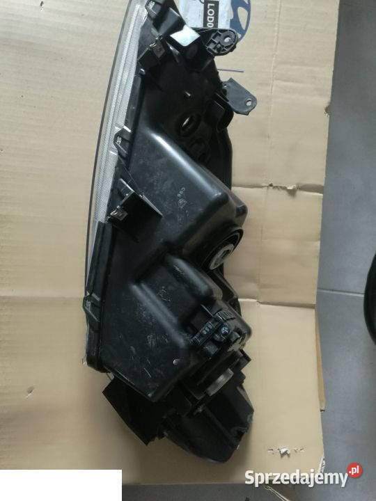 SUZUKI VITARA REFLEKTOR 2016 PRAWY