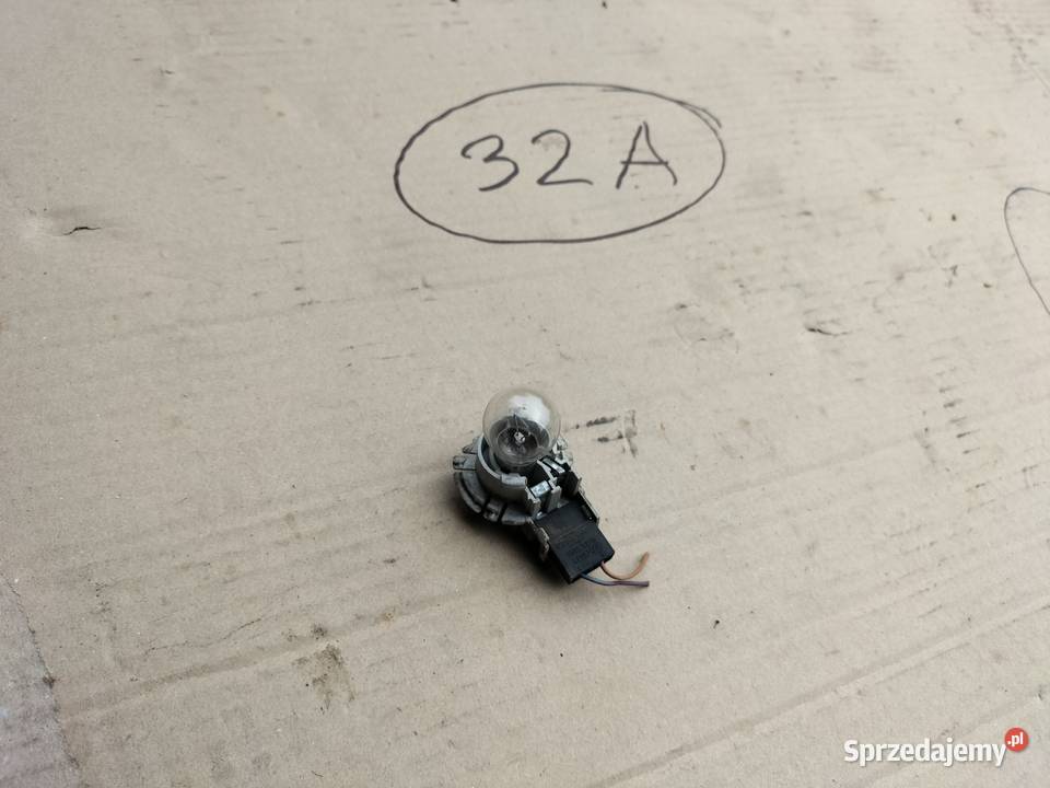 AUDI 80 B3 B4 A6C4 OPRAWKA ŻARÓWKI TYLNEJ LAMPY osobowe Kamień-Kolonia