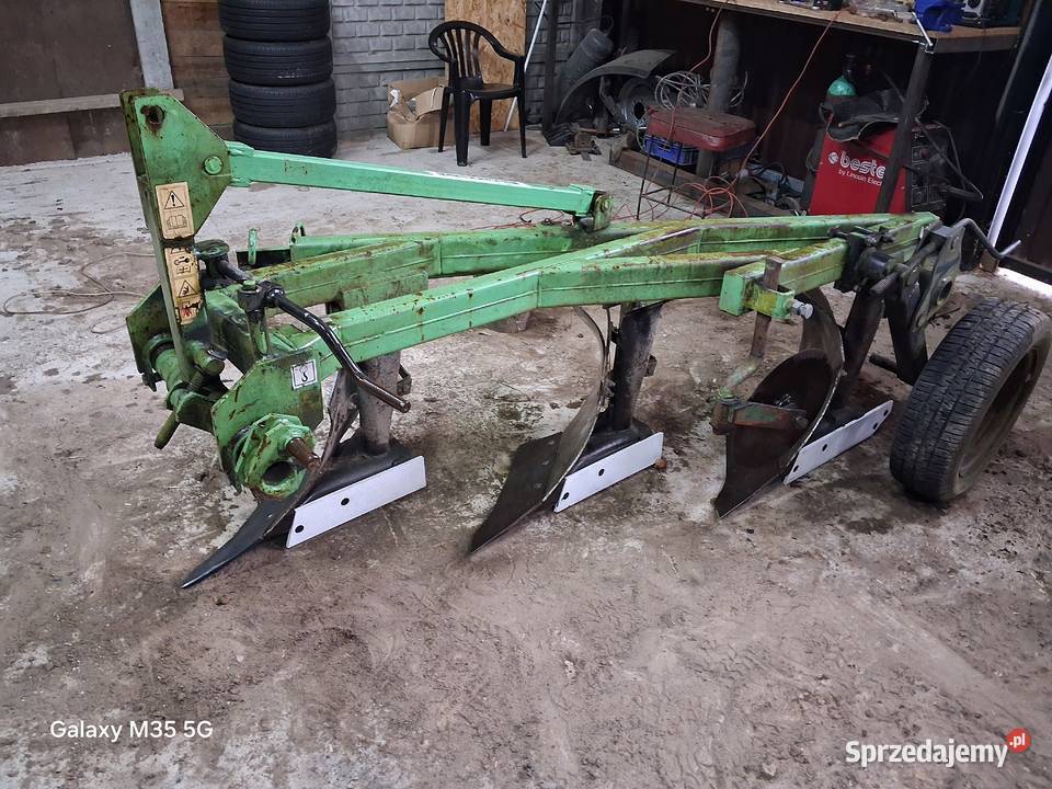Pług Bomet 3 skibowy nieuszkodzony Burzenin