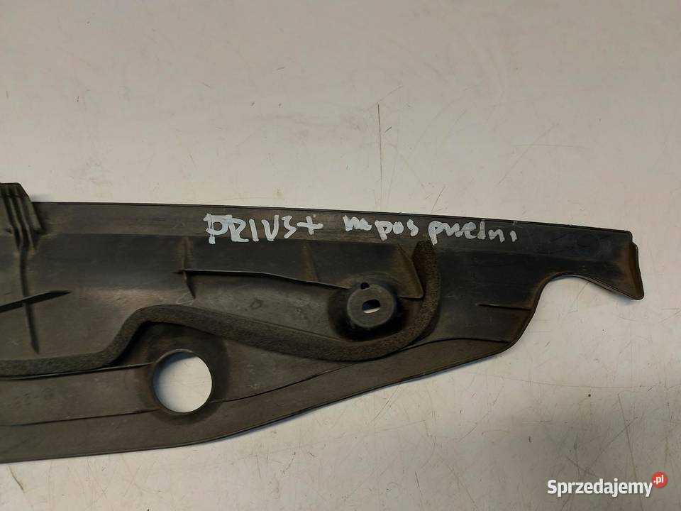 TOYOTA PRIUS Osłona pasa przód 5828947040
