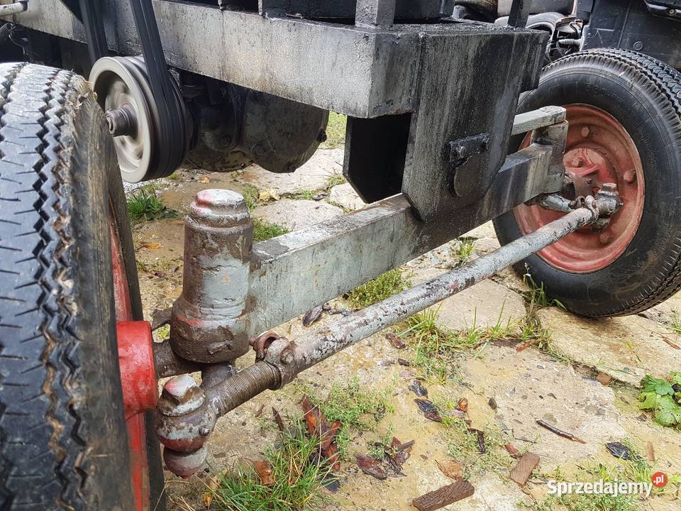 Sprzedam ciągnik es15 esiok papaj Napęd 2x4