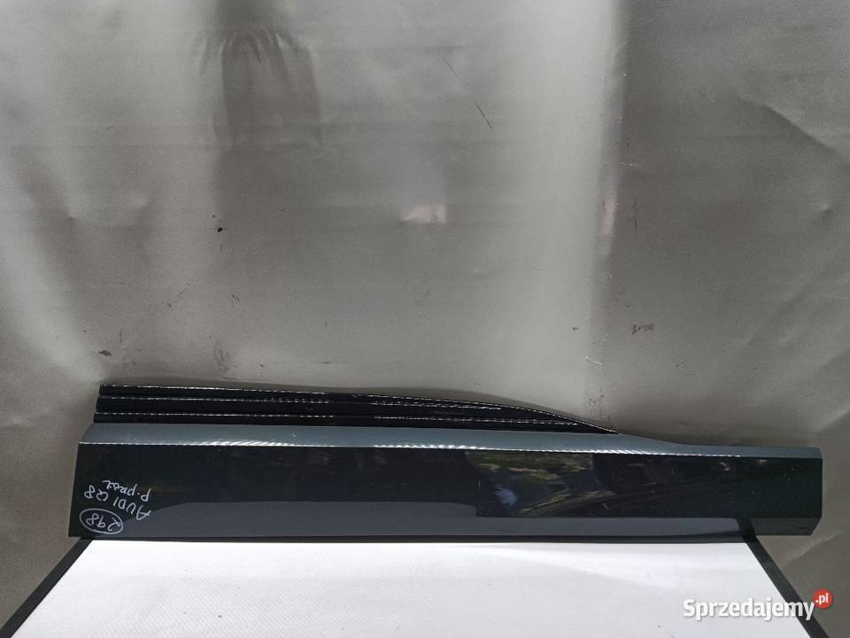 LISTWA DRZWI PRZÓD PRZEDNIA PRAWA AUDI Q8 ETRON wielkopolskie