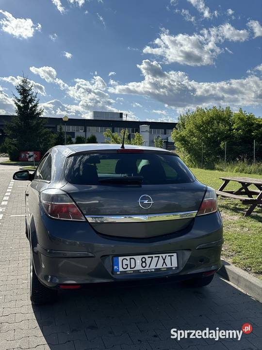 Opel Astra H GTC 17 CDTI ECOTEC 110 lakier metallic Piła sprzedam