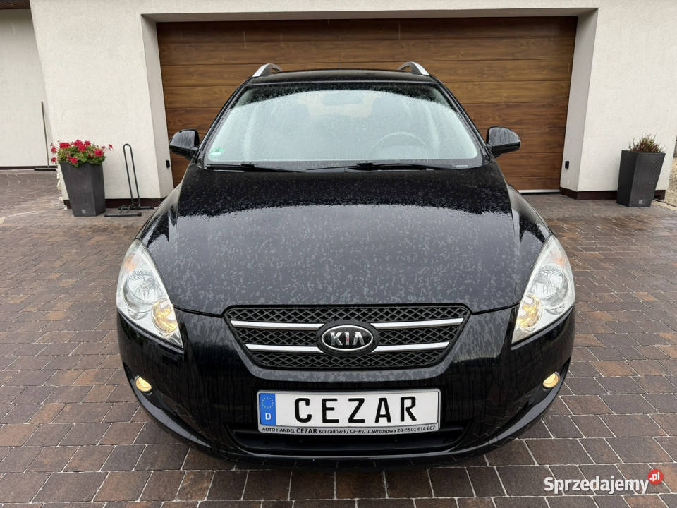Kia Ceed 14 benzyna bezwypadkowy z Niemiec I Konradów sprzedam