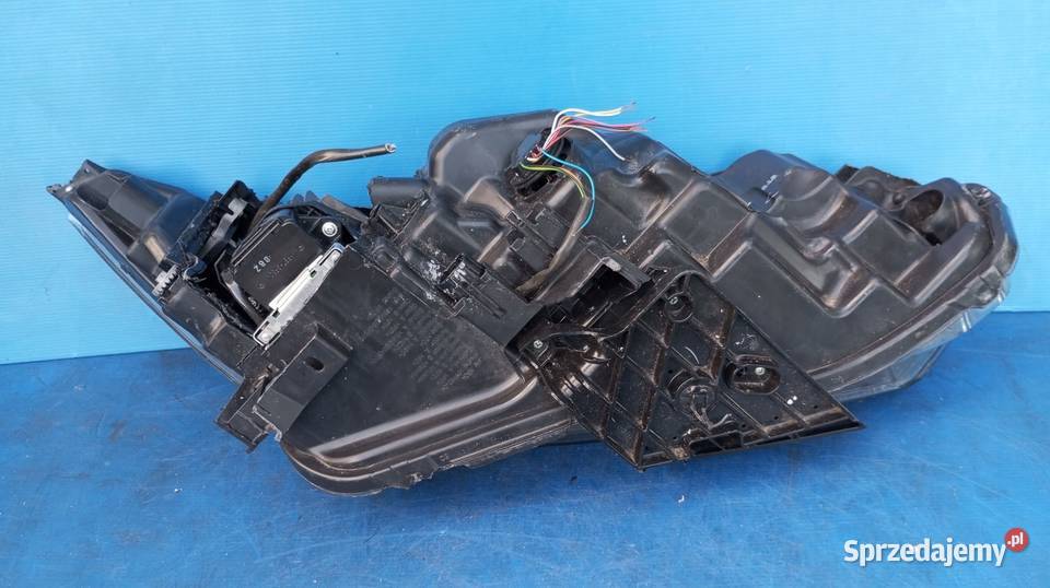 LAMPA LEWY PRZÓD REFLEKTOR EU LED 10019011 Lampy przednie wielkopolskie