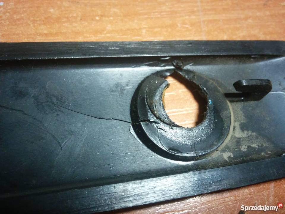 Fiat 125 nakladki slupek srodkowy osobowe Stalowa Wola
