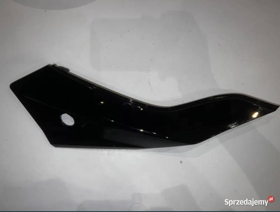 osłona obudowa tył lewa BMW F900R 2021r K83 sprzedam