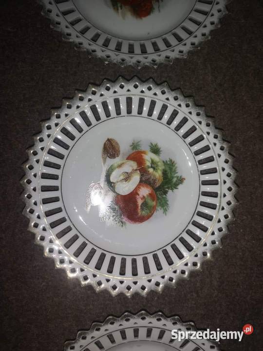 Talerzyk z ażurem z grupami owoców Biała