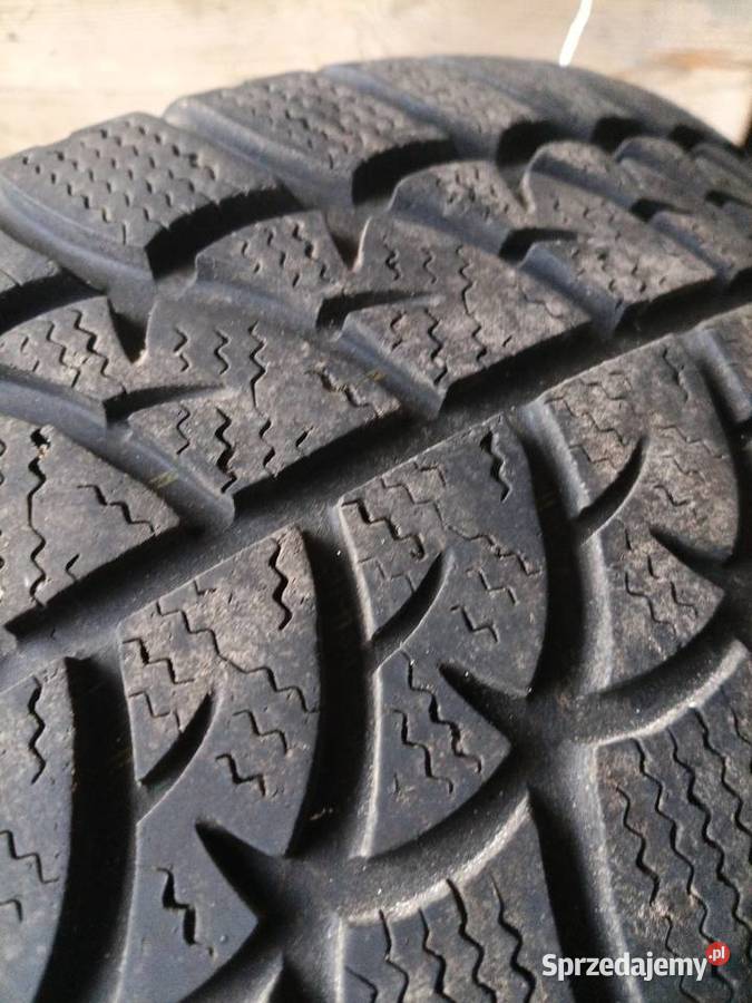 Opony zimowe 20555 R16 felgi stalowe Parczew