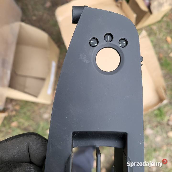 AUDI A4 B6 B7 0108 PANEL RĄCZKA UCHWYT DRZWI Gliwice