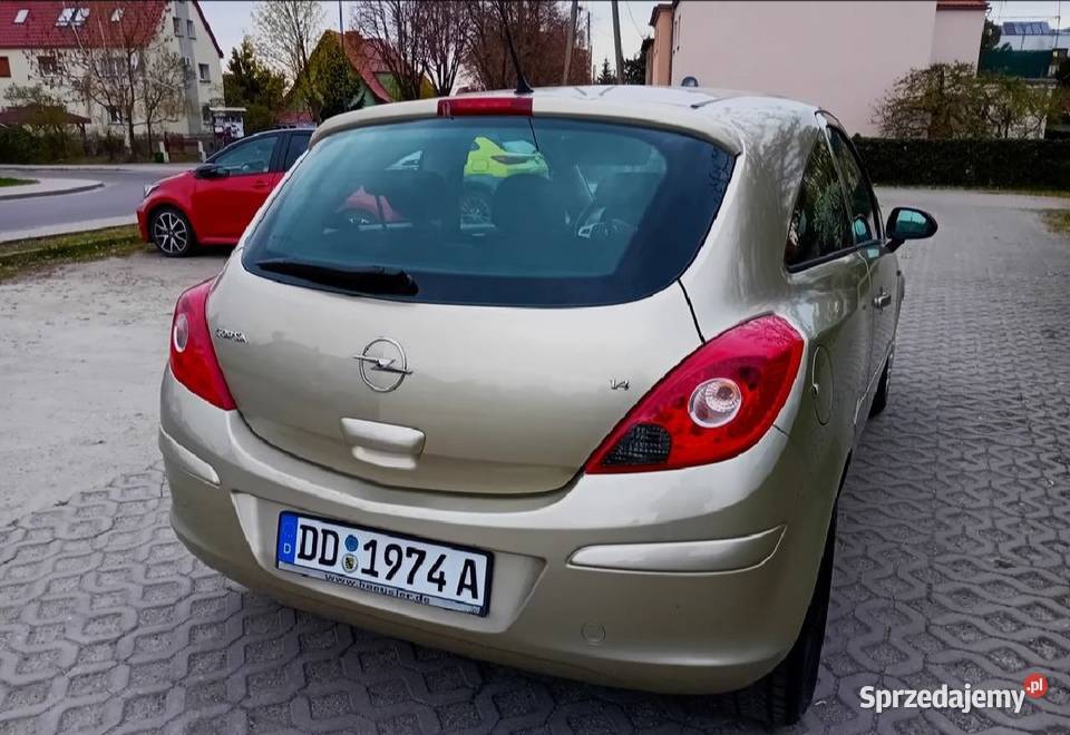 Świetna Corsa 14 klima 98 środek nowy z DE złoty Wołów sprzedam